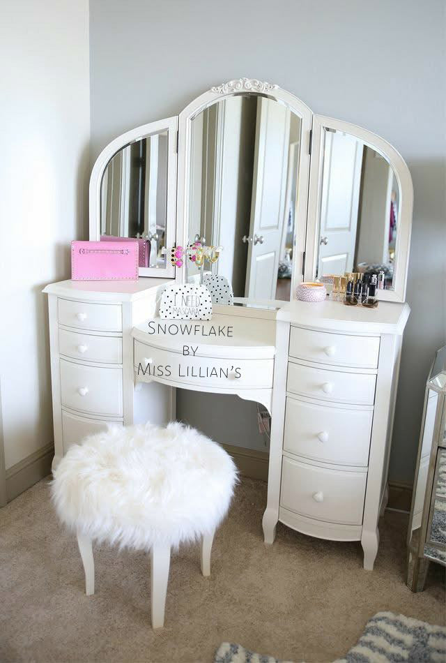 Snowflake – bright crisp white chalk style paint | Miss Lillian’s NO WAX Chock Paint Classic Creams & Whispering Whites Collection