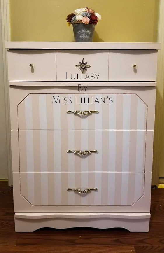 Lullaby – Soft Blush Pink Chalk Style Paint | Miss Lillian’s NO WAX Chock Paint Perfect Pinks & Rich Reds Collection
