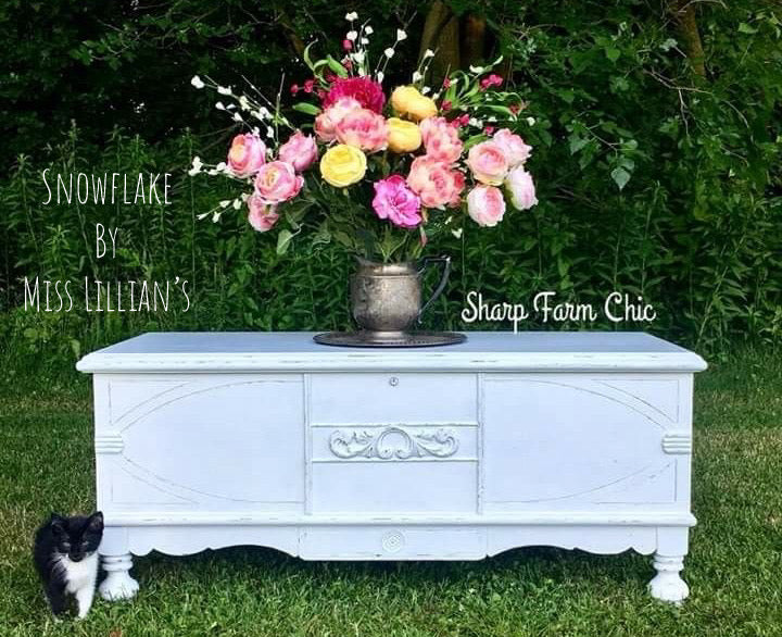 Snowflake – bright crisp white chalk style paint | Miss Lillian’s NO WAX Chock Paint Classic Creams & Whispering Whites Collection