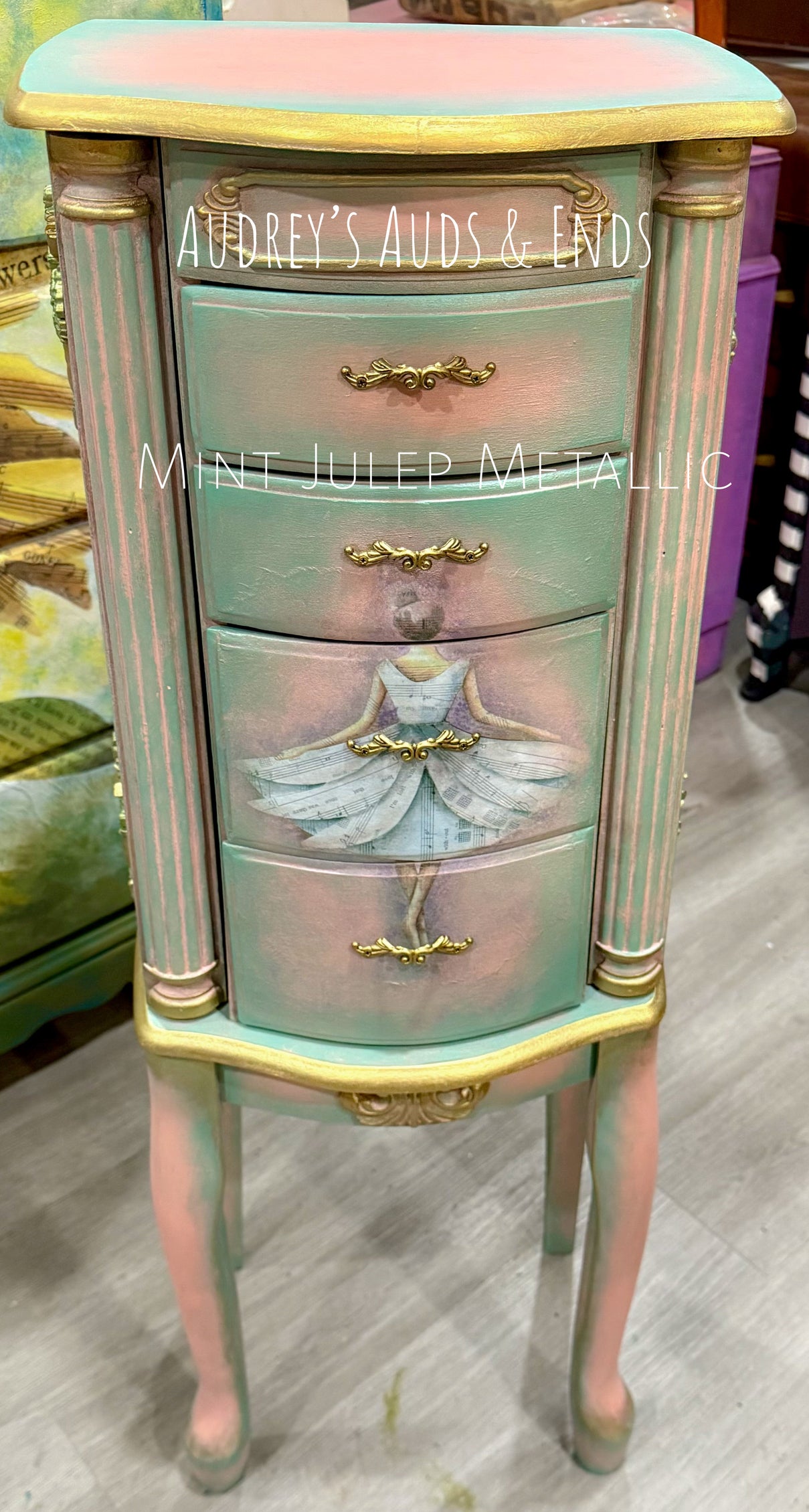 Mint Julep — Soft Mint Green with Pearlescent Glow | Magical Metallic Collection by Miss Lillian’s