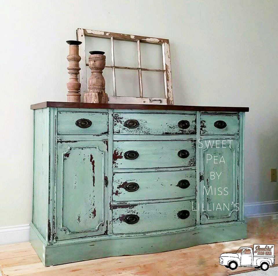 Sweet Pea – Soft Green Chalk Style Paint | Miss Lillian’s NO WAX Chock Paint Glowing Greens Collection