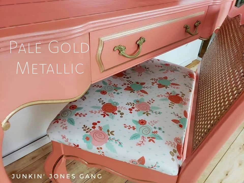 Pale Gold — Soft Champagne Gold with Elegant Satin Shimmer | Magical Metallics