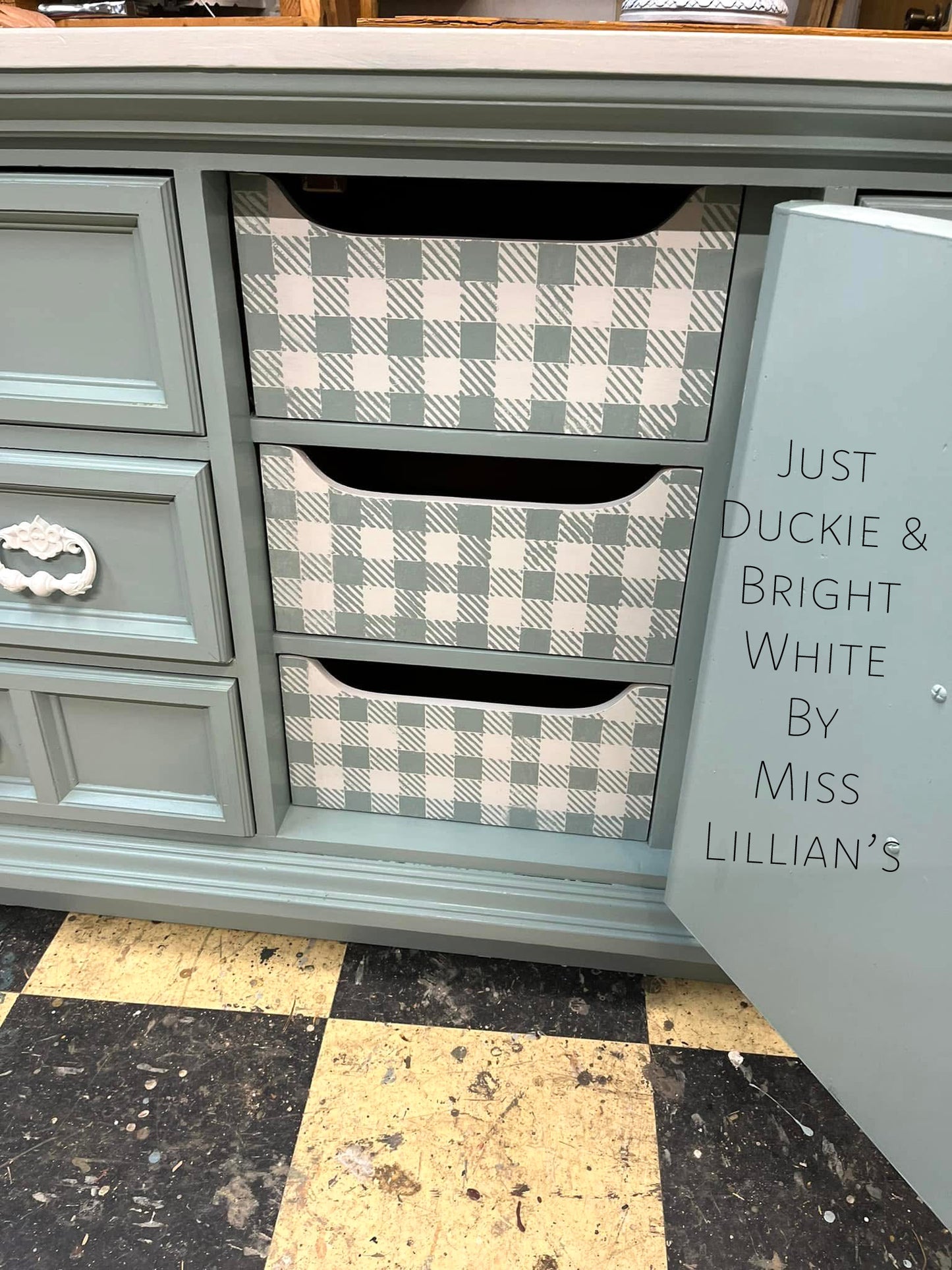 Bright White – crisp pure white chalk style paint | Miss Lillian’s NO WAX Chock Paint Classic Creams & Whispering Whites Collection