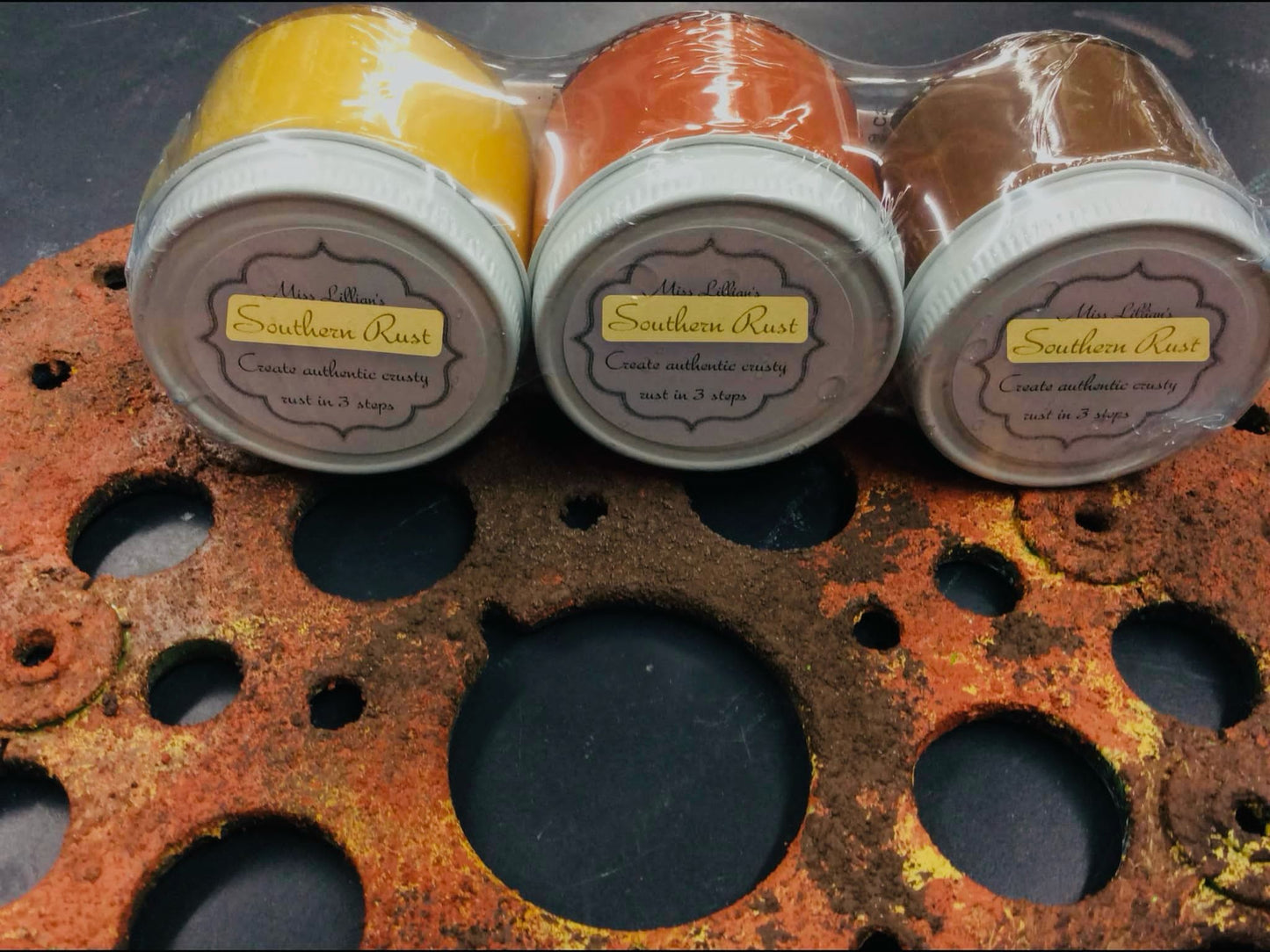 Southern Rust Textured Paint Kit – DIY Faux Rust Effect for Authentic Crusty Rusty Finishes